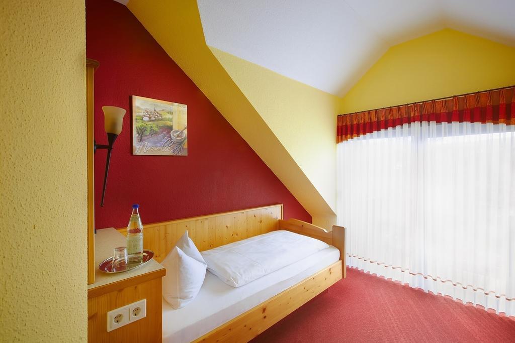 Landhotel Lembergblick Feilbingert Eksteriør billede